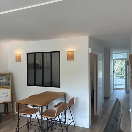 T2 50 M2 Climatisé 4 Personnes Proche Port Et à Pied Appartement